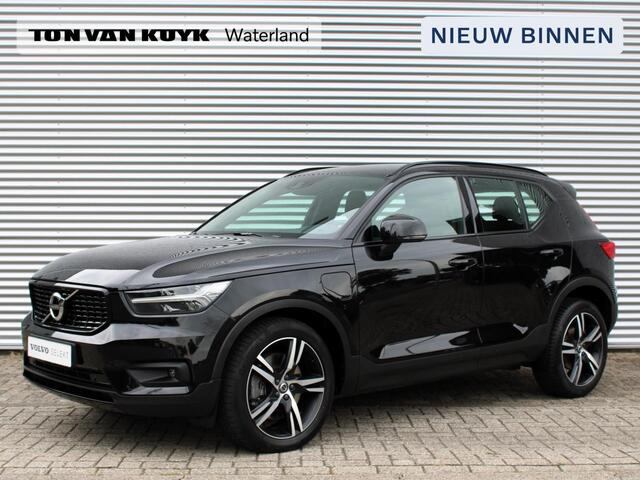Volvo XC40 1.5 T4 Recharge R-Design Expression Automaat / Leder interieur / Adaptieve Cruise Control / 19" velgen