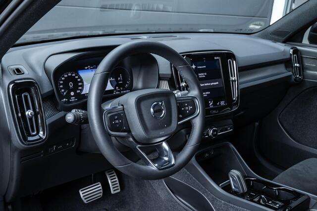 Volvo XC40 Recharge R-Design Elektrische achterklep | Harman Kardon hifi | Apple Car Play | Elektrische stoelen met geheugen