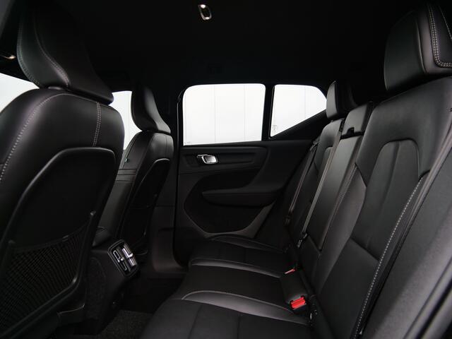 Volvo XC40 1.5 T3 165pk R-Design Automaat Adaptive cruise / Leder / Camera / Navigatie