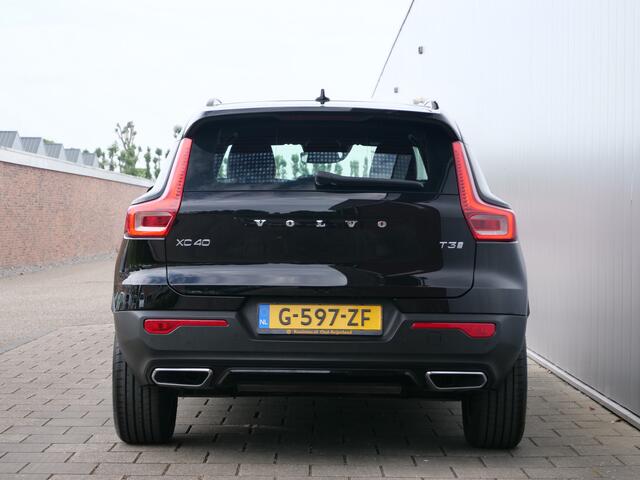 Volvo XC40 1.5 T3 165pk R-Design Automaat Adaptive cruise / Leder / Camera / Navigatie