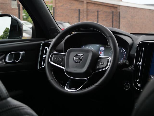 Volvo XC40 1.5 T3 165pk R-Design Automaat Adaptive cruise / Leder / Camera / Navigatie