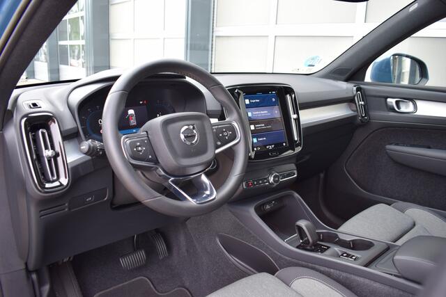 Volvo XC40 2.0 B4 Core Camera | ACC | 4cilinder! apple carplay | android auto
