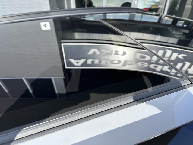 Volvo XC40 1.5 T4 Plug-in hybrid Ultimate Dark