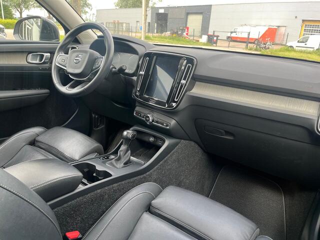 Volvo XC40 T3 Inscription | Rijklaarprijs | Pano dak | Leer |