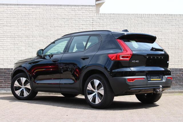 Volvo XC40 1.5 T4 Plug-in hybrid Plus Dark | Trekhaak | H/K | Pilot Assist | Memory | Navigatie | 360 Camera
