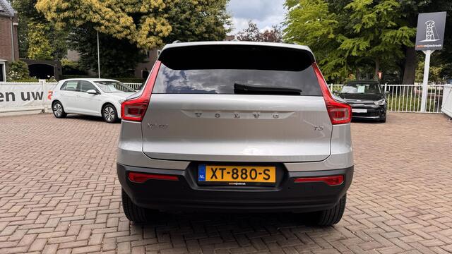 Volvo XC40 1.5 T3 | 99.000 KM | Volledig Volvo onderhouden | LED |