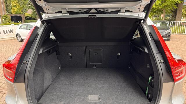 Volvo XC40 1.5 T3 | 99.000 KM | Volledig Volvo onderhouden | LED |