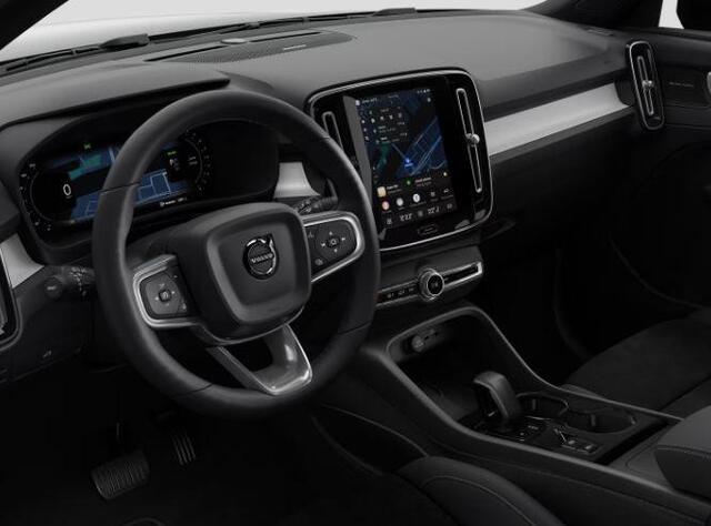 Volvo XC40 B4 211PK Automaat Plus Dark / Extra getint glas achter / Climate pack / Connect Nubuck bekleding