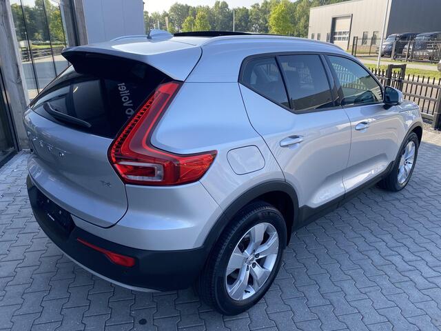 Volvo XC40 2.0 T4 Momentum Pano|leder|CAM|Apple carplay