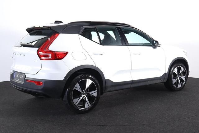 Volvo XC40 T5 Recharge R-Design - IntelliSafe Assist - Parkeercamera achter - Parkeersensoren voor & achter - Volvo On Call - Apple Carplay & Android Auto - High Performance audio - Navigatie - Drive-Mode Settings - 19' LMV