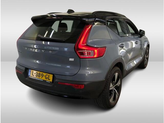 Volvo XC40 Recharge P8 AWD R-Design / Panoramadak / Pdc+Camera / 1/2 Leder / Stoel-Stuurverwarming / Navigatie /