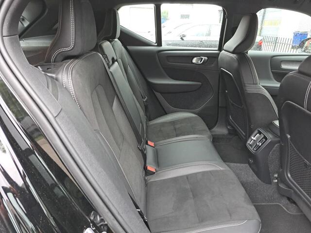 Volvo XC40 Recharge P8 AWD R-Design NL AUTO | TREKHAAK | CARPLAY |