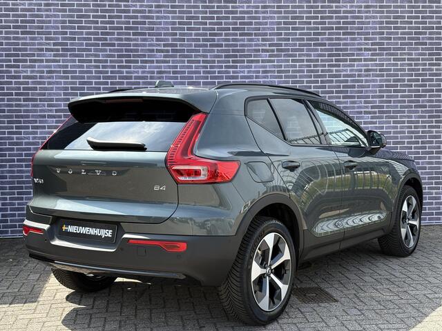 Volvo XC40 2.0 B4 Plus Dark | Lounge pakket | Pixel LED | Leder | Panorama Schuifdak | Harman/Kardon | 360° Camera | Keyless | All Season |