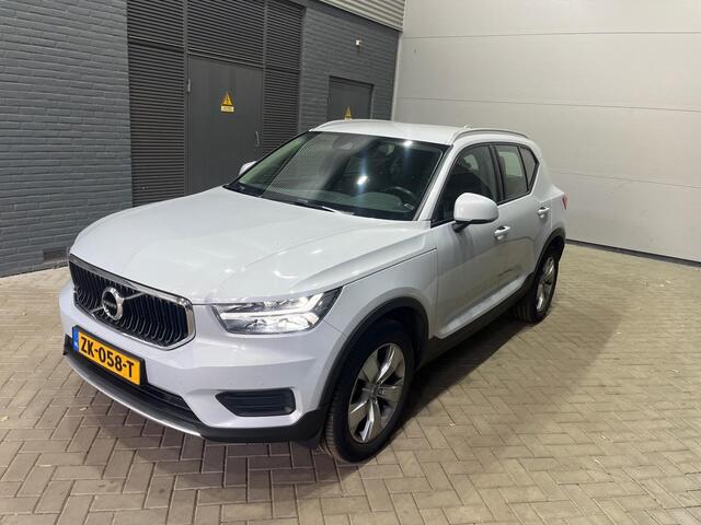Volvo XC40 T3 Momentum Pro | Automaat | Trekhaak | Vol-Leder | Stoelverwarming | Apple Carplay | Elektrische Achterklep