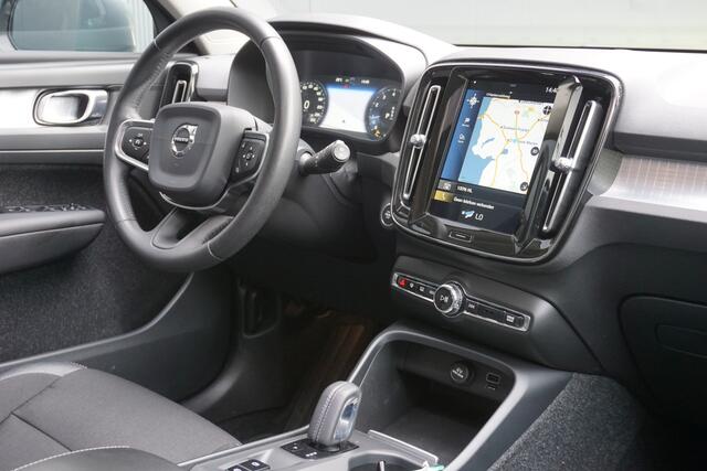 Volvo XC40 1.5 T3 Momentum Pro | Origineel NL | 1ste Eigenaar | Panoramadak | Cruise Control | Navigatie | Airco |