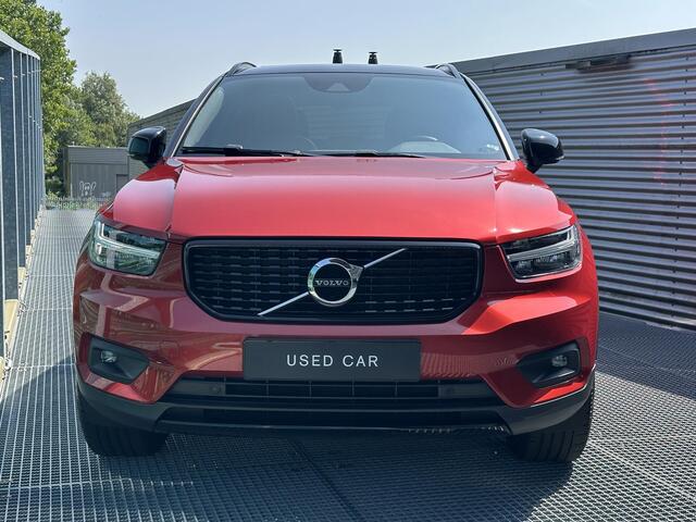 Volvo XC40 1.5 T3 R-Design Panoramadak, Zwart dak, 20 inch wielen, Stoelverwarming, Harman Kardon audio, Extra getinte raman vanaf B-stijl, Mistlampen, Nubuck halflederen bekleding