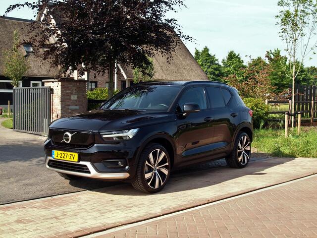 Volvo XC40 Recharge P8 AWD R-Design | Camera | Harman Kardon | Apple Carplay | Cruise Control |