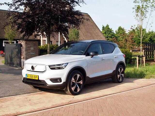 Volvo XC40 Recharge P8 AWD R-Design | Panoramadak | 360 Camera | Apple Carplay | Harman Kardon | Trekhaak |