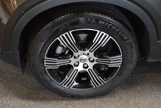 Volvo XC40 2.0 T4 190pk AUT8 Inscription Trekhaak 1800 kg/ Schuifdak/ 360 Camera/ Leer/ Stoelverw.