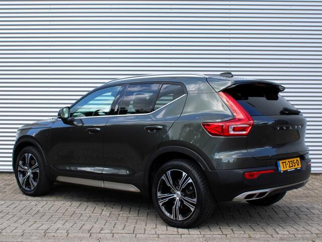 Volvo XC40 2.0 T4 Inscription Automaat / Panoramadak / Leder interieur / Privacy Glass / Harman Kardon
