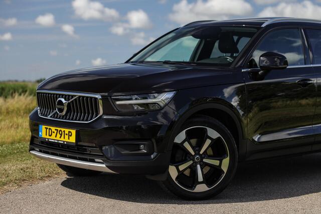 Volvo XC40 2.0 T5 AWD 247 PK Inscription ? Leder ? Pano ? LED