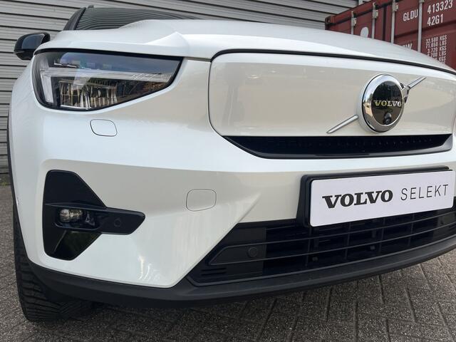 Volvo XC40 Single Motor Extended Range Ultimate 82 kWh / Crystal White / Microtech bekleding / Panoramadak /