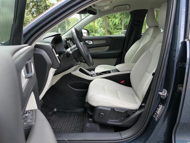 Volvo XC40 1.5 T3 AUT Inscription 12 MND garantie Trekhaak / DAB+ / Leer / Camera
