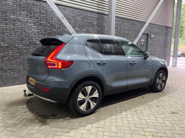 Volvo XC40 2.0 T4 Momentum Pro | Trekhaak | harman/kardon | Stoel+Stuurverwarming | BLIS | Apple Carplay