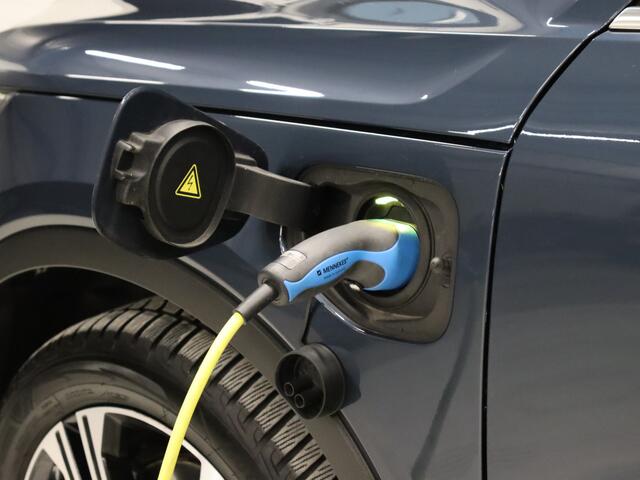 Volvo XC40 1.5 T5 Twin Engine Inscription [SCHUIFKANTELDAK, CAMERA, VOL LEDER, STOELVERWARMING, PDC V+A, BLUETOOTH, CRUISE CONTROL, CLIMATE CONTROL, NIEUWSTAAT]