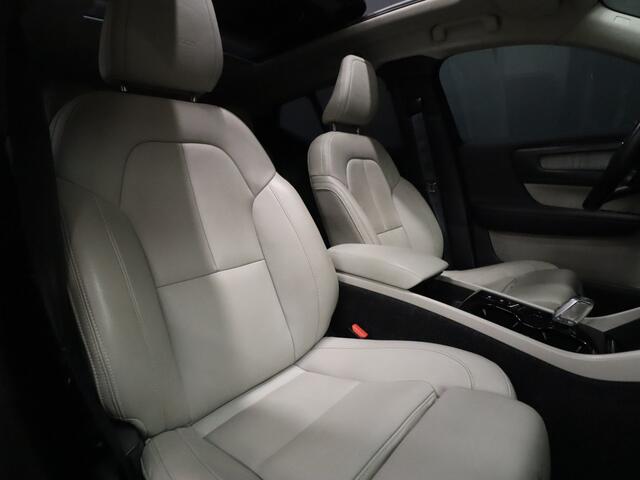 Volvo XC40 1.5 T5 Twin Engine Inscription [SCHUIFKANTELDAK, CAMERA, VOL LEDER, STOELVERWARMING, PDC V+A, BLUETOOTH, CRUISE CONTROL, CLIMATE CONTROL, NIEUWSTAAT]