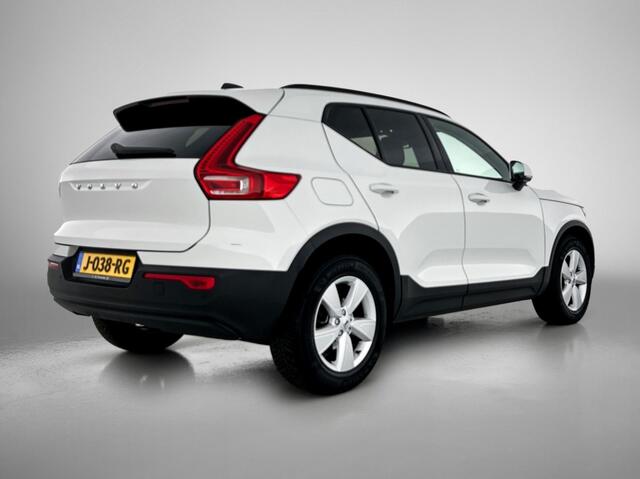 Volvo XC40 1.5 T2 Momentum Core