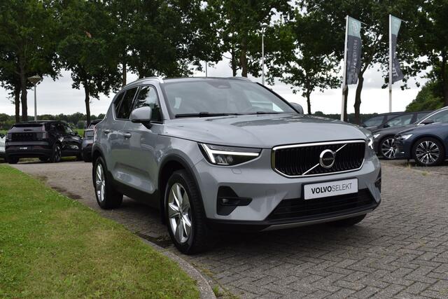 Volvo XC40 B4 211PK Automaat Core Bright Trekhaak | ACC | Blis | Camera | Stoelverwarming