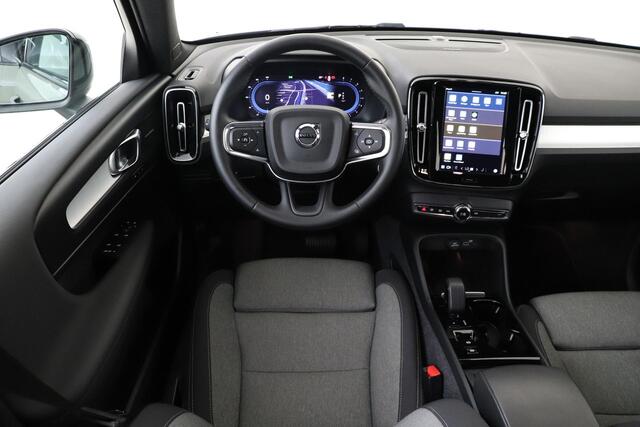 Volvo XC40 B4 (M-HYBRID) PLUS DARK -CAMERA|ADAP.CRUISE|VERW.VOORRUIT|TREKHAAK|HARMAN/KARDON