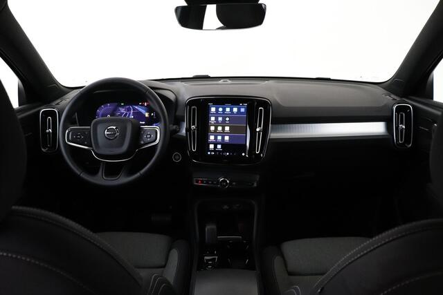 Volvo XC40 B4 (M-HYBRID) PLUS DARK -CAMERA|ADAP.CRUISE|VERW.VOORRUIT|TREKHAAK|HARMAN/KARDON