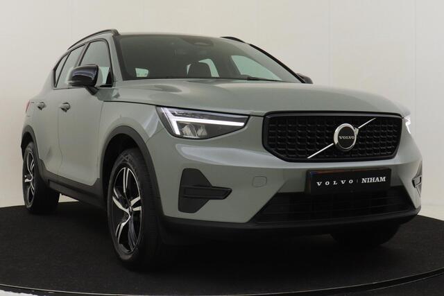 Volvo XC40 B4 (M-HYBRID) PLUS DARK -CAMERA|ADAP.CRUISE|VERW.VOORRUIT|TREKHAAK|HARMAN/KARDON