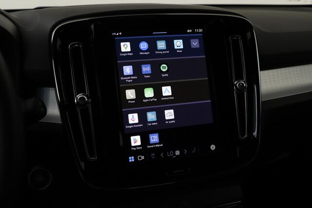 Volvo XC40 B4 (M-HYBRID) PLUS DARK -CAMERA|ADAP.CRUISE|VERW.VOORRUIT|TREKHAAK|HARMAN/KARDON