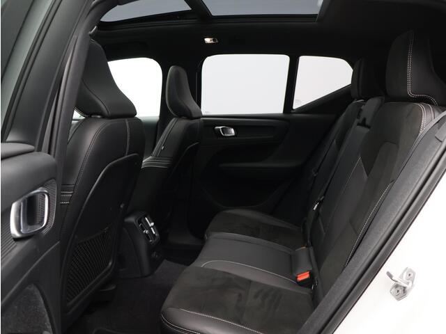 Volvo XC40 T5 Recharge R-Design / Trekhaak / Panoramadak / Adaptive Cruise / Nubuck Bekleding / Keyless / BLIS / Parkeercamera / Getint Glas /