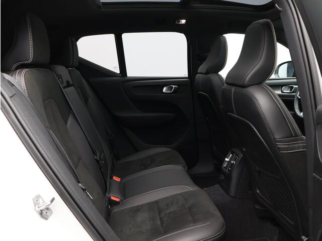 Volvo XC40 T5 Recharge R-Design / Trekhaak / Panoramadak / Adaptive Cruise / Nubuck Bekleding / Keyless / BLIS / Parkeercamera / Getint Glas /