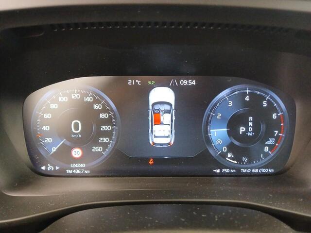 Volvo XC40 1.5 T2 Momentum | Navigatie | Camera| LED | Climate Controle | Keyless Start | DAB | Cruise Controle | Apple/Android CarPlay |