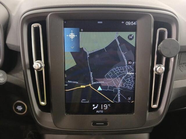 Volvo XC40 1.5 T2 Momentum | Navigatie | Camera| LED | Climate Controle | Keyless Start | DAB | Cruise Controle | Apple/Android CarPlay |