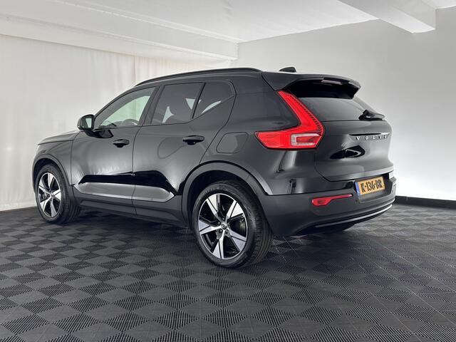 Volvo XC40 Recharge P8 AWD R-Design [ 3-Fase ] (INCL-BTW) *DIGI-COCKPIT | FULL-LED | PREMIUM-AUDIO | DAB | APP.CONNECT | BLIND-SPOT | NAVI-FULLMAP | ALCANTARA-LEATHER | ECC | PDC | SPORT-SEATS | 19''ALU *