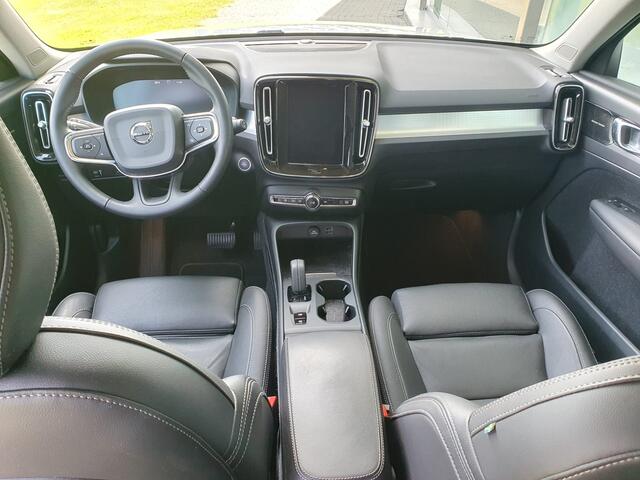 Volvo XC40 1.5 T2 Business Pro Automaat | Rijklaar incl 12 mnd Bovag | Leder Carplay/Android Auto Pilot Assist