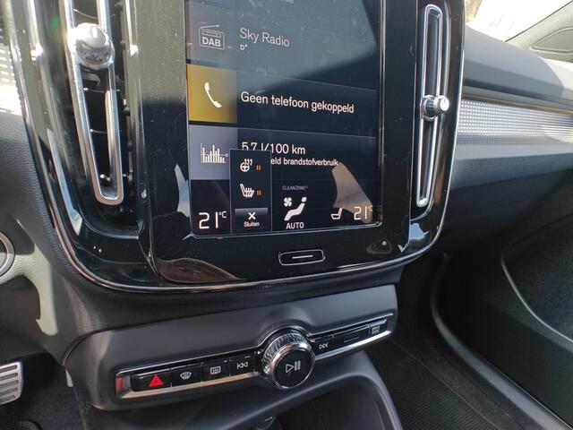 Volvo XC40 T5 Recharge R-Design | Rijklaarprijs | Trekhaak | Intellisafe Packs |