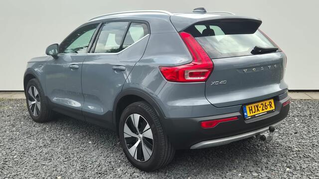Volvo XC40 1.5 T4 Recharge Inscription Trekhaak - Park Assist - Lighting Pack - Climate Pack - Verwarmbare voorruit