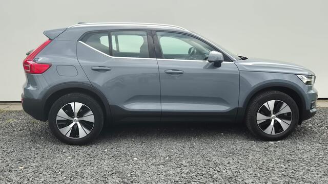 Volvo XC40 1.5 T4 Recharge Inscription Trekhaak - Park Assist - Lighting Pack - Climate Pack - Verwarmbare voorruit