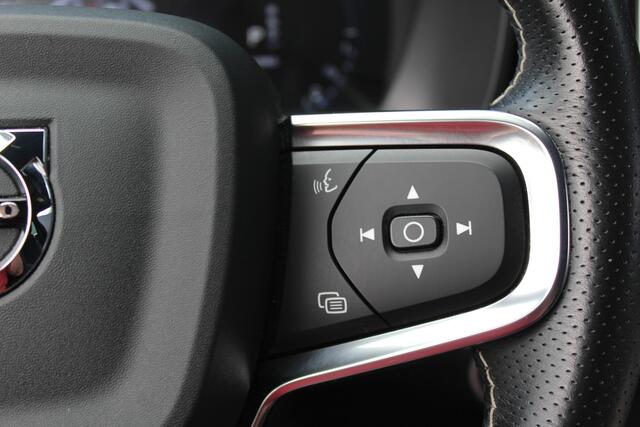 Volvo XC40 1.5 T5 Recharge R-Design Climatronic Airco | Trekhaak | 12 Maanden garantie.