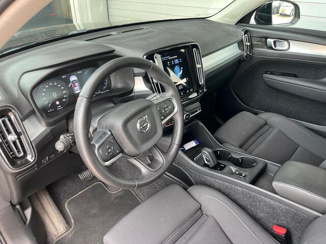 Volvo XC40 1.5 T5 Recharge Inscription Expression, Panoramadak, H&K, 360° Camera, Stoel/stuur verwarming