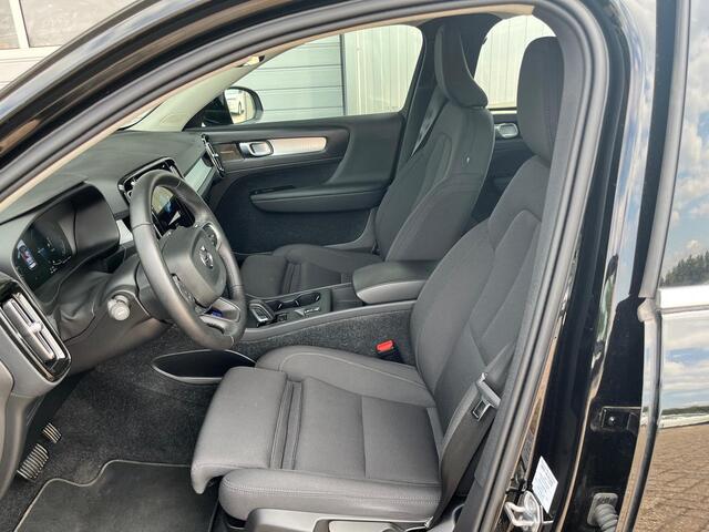 Volvo XC40 1.5 T5 Recharge Inscription Expression, Panoramadak, H&K, 360° Camera, Stoel/stuur verwarming