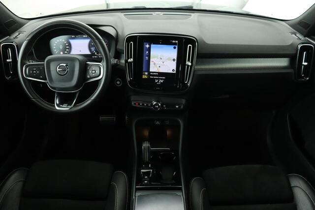 Volvo XC40 1.5 T3 R-Design | Leder/Alcantara | Full LED | Navigatie | PDC | Climate control | Getint glas | Cruise control