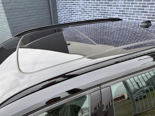 Volvo XC40 1.5 T5 Recharge R-Design | Trekhaak | 360º Camer | Standkachel | Adaptive cruise control | Schuif/kantel Panoramadak | Stoel/stuur verwarming | Memory | BLIS | DAB |